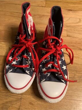 Converse Kids High-Top Star Sneakers in Red, Navy & White